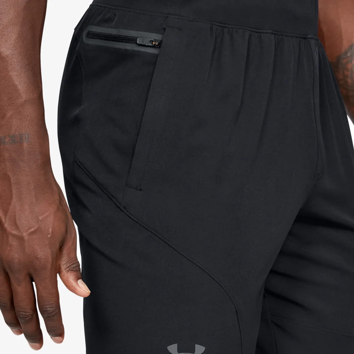 UNDER ARMOUR Hlače UA UNSTOPPABLE JOGGERS 