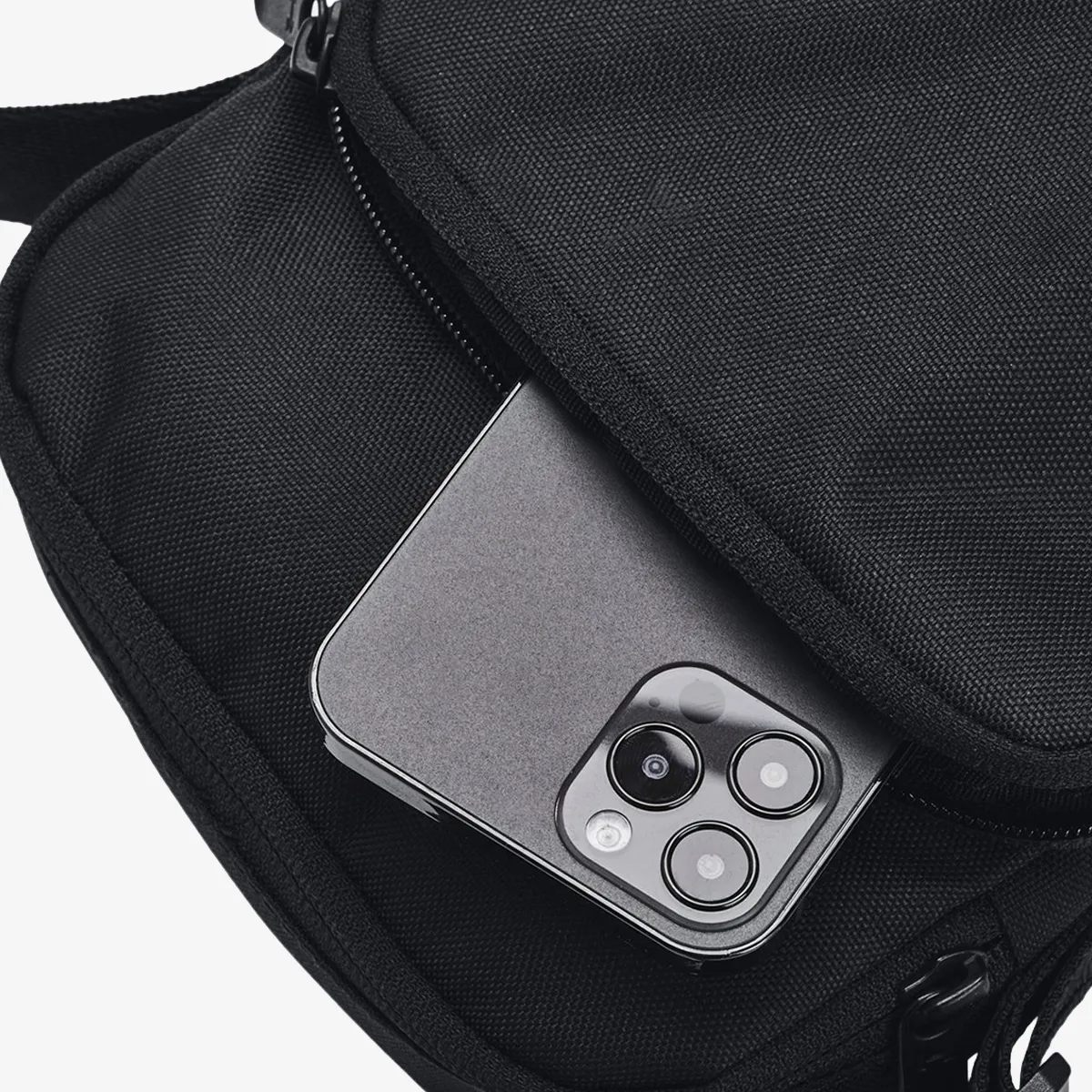 UNDER ARMOUR Torba UA Loudon Lite Crossbody 