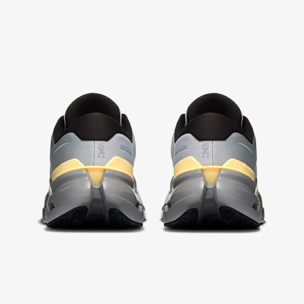 On Tenisice Cloudrunner 3