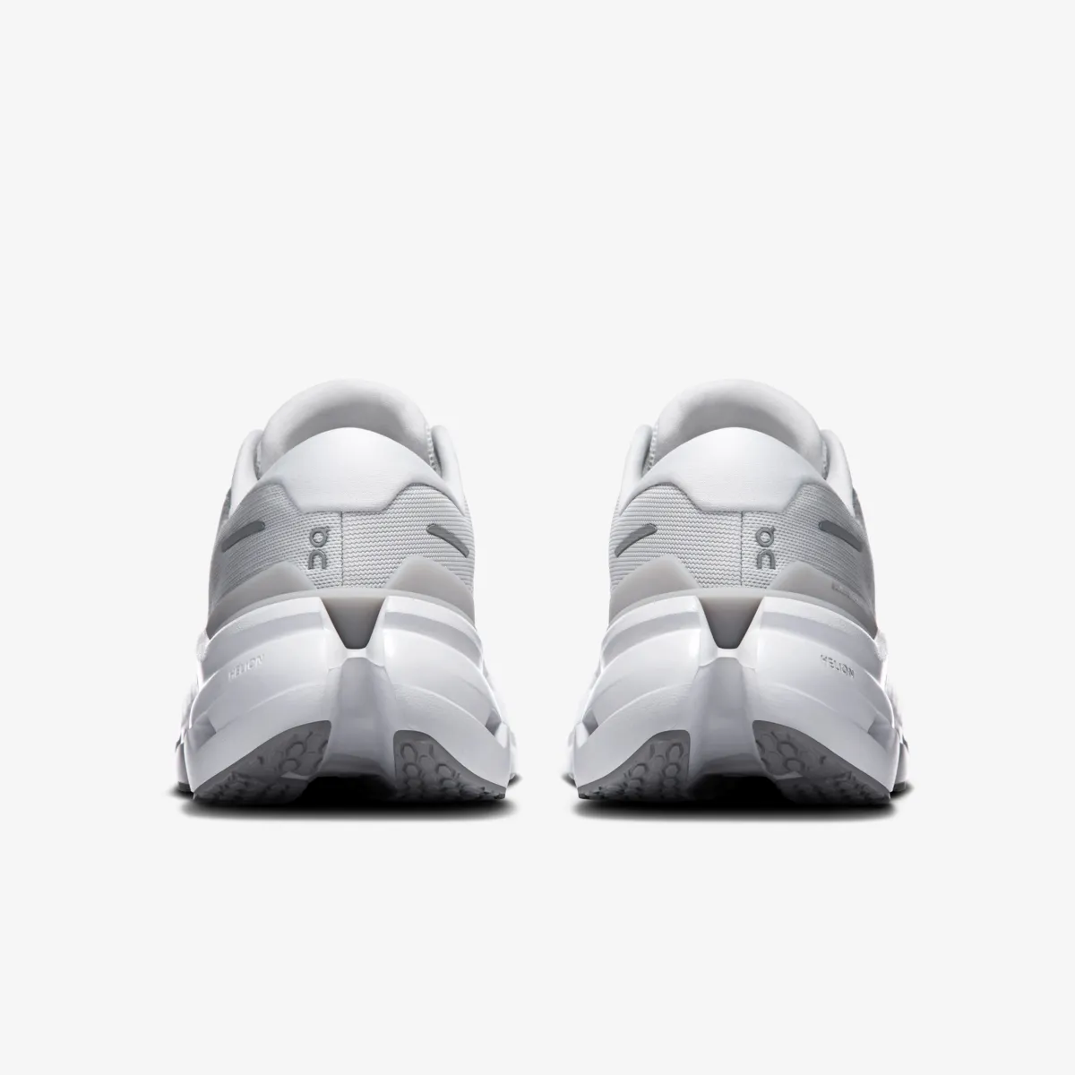 On Tenisice Cloudrunner 3 