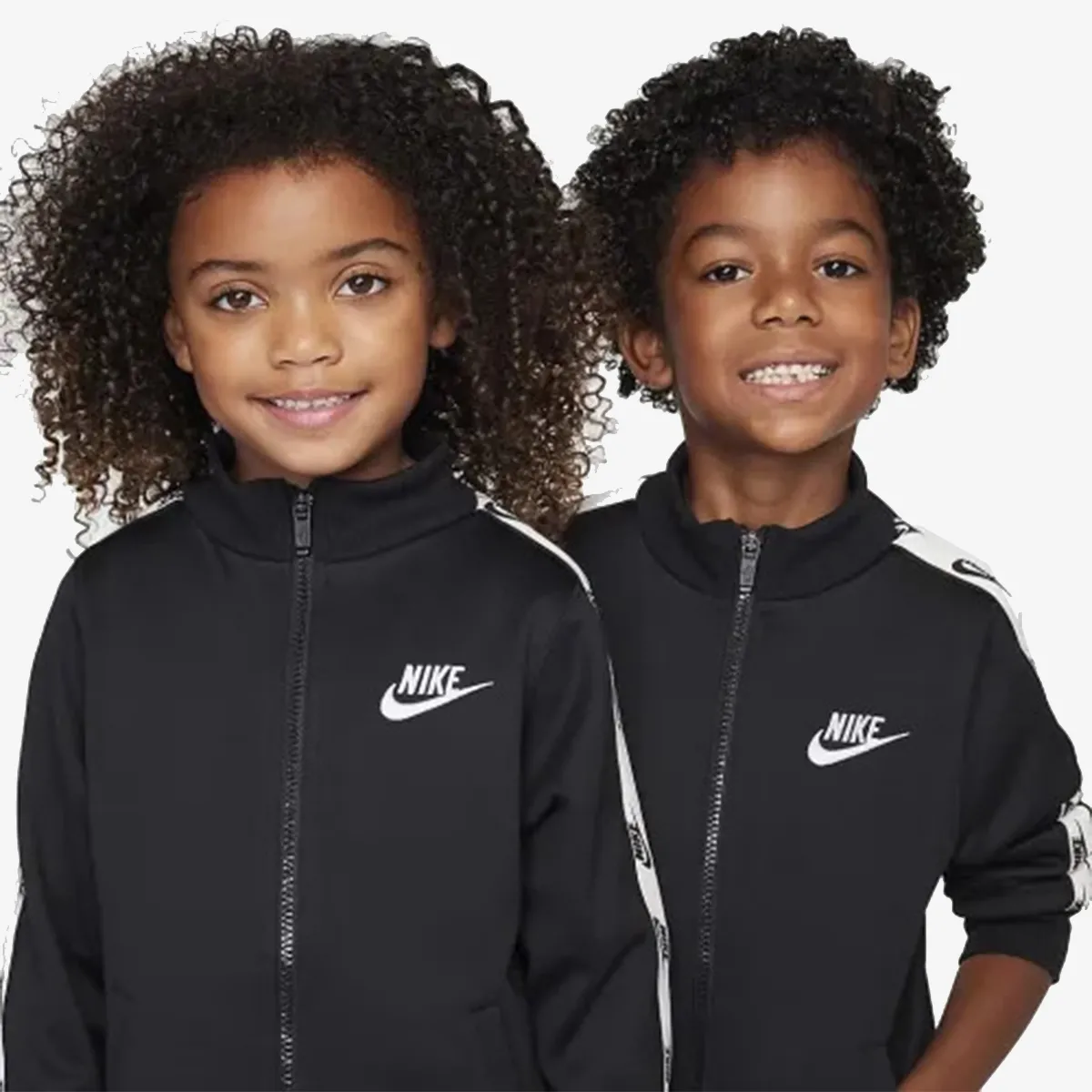 NIKE Trenirka NKN FULL ZIP SET WITH LOGO TAP 