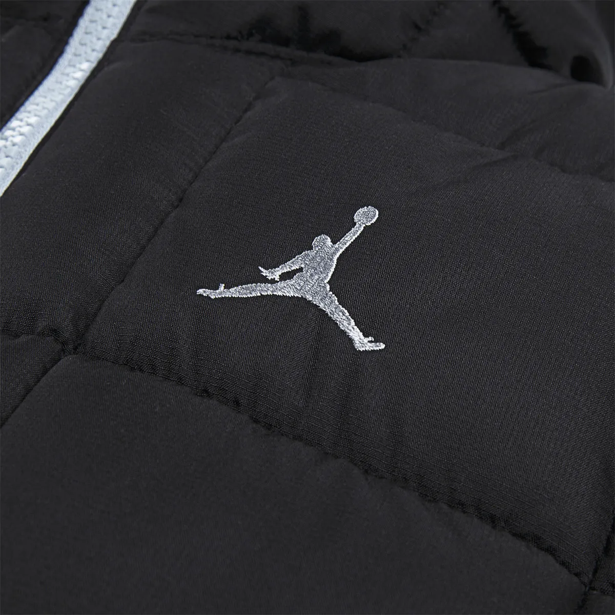 JORDAN Jakna JDN ESSENTIAL MDWT PUFFER 