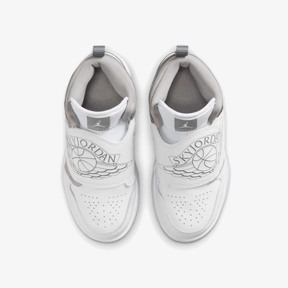 JORDAN Tenisice Sky Jordan 1