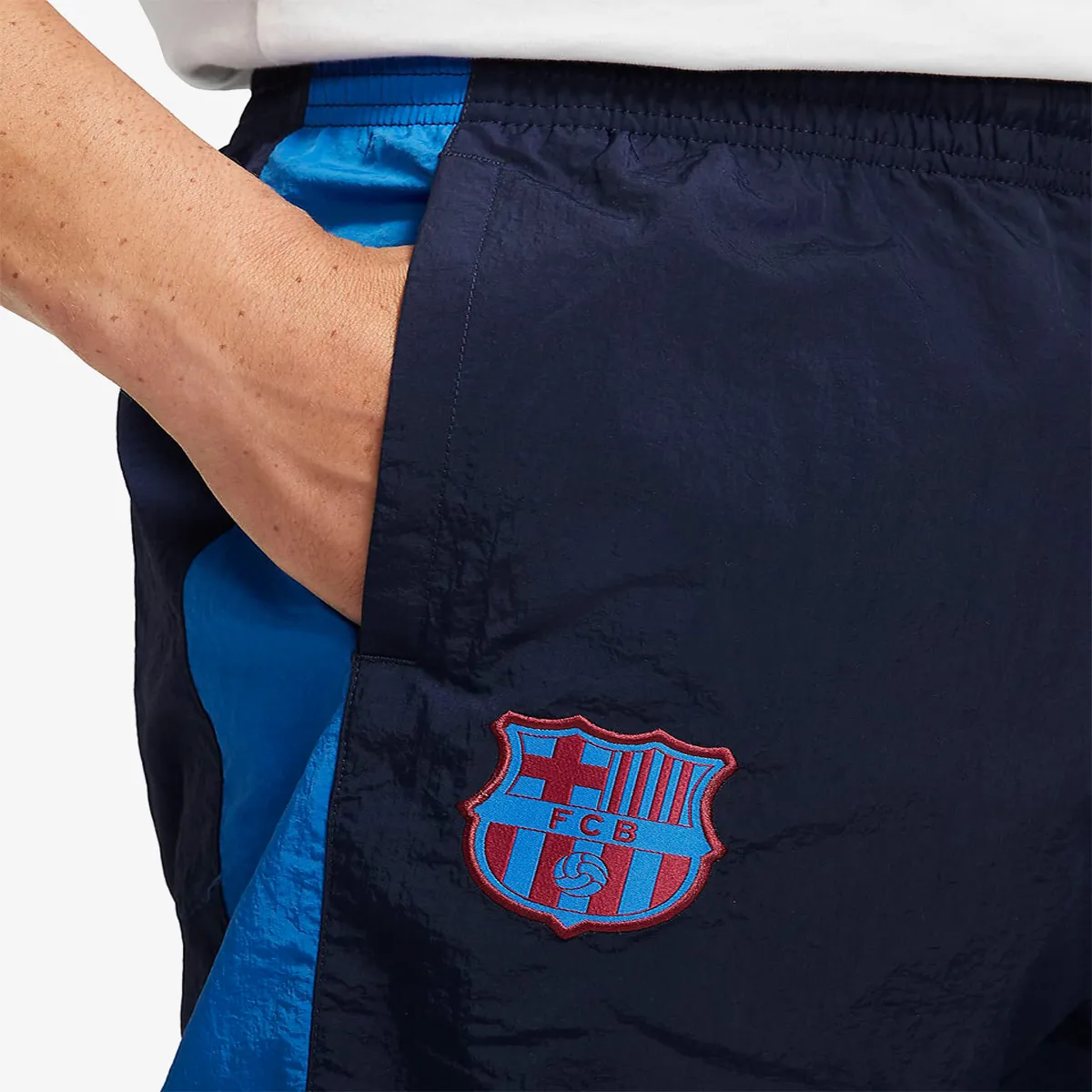 NIKE Hlače FCB M NSW HE WR PANT WVN SIG 