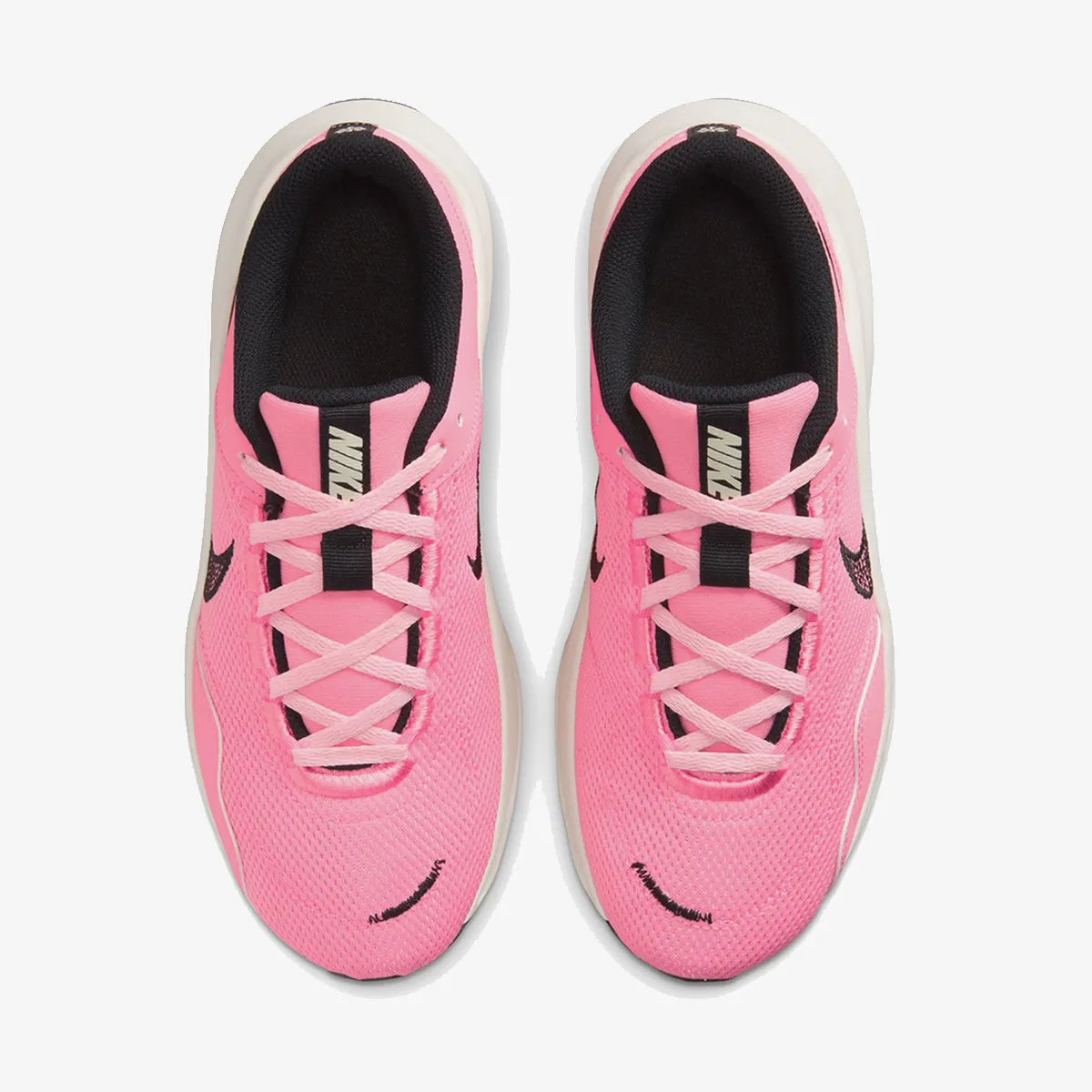 NIKE Tenisice W NIKE LEGEND ESSENTIAL 3 NN 