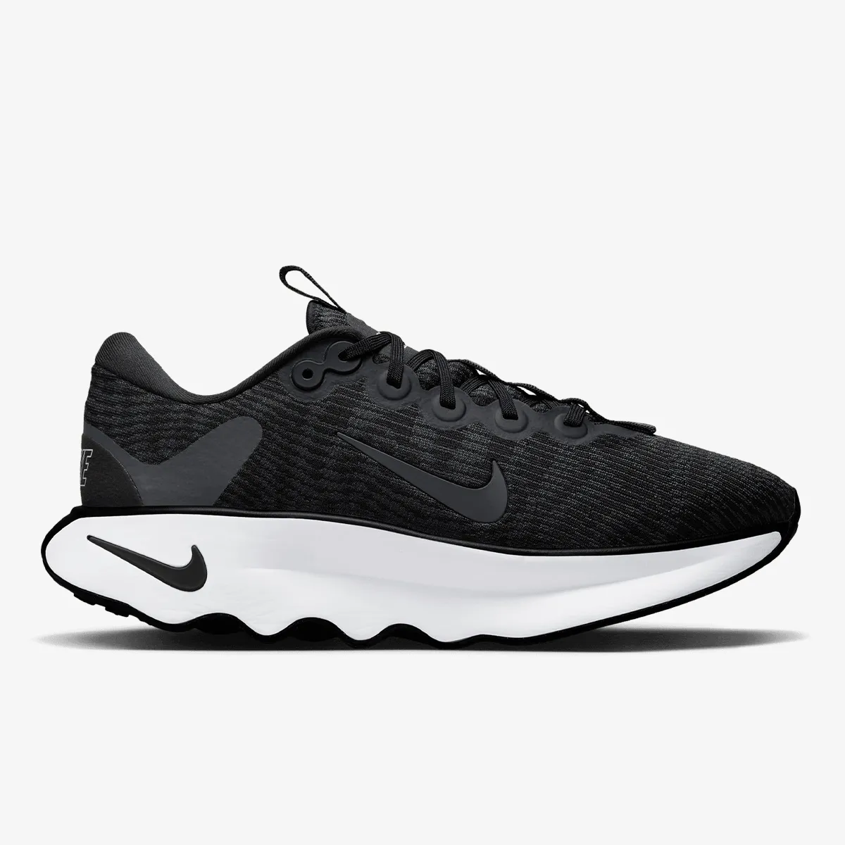 NIKE Tenisice NIKE MOTIVA 