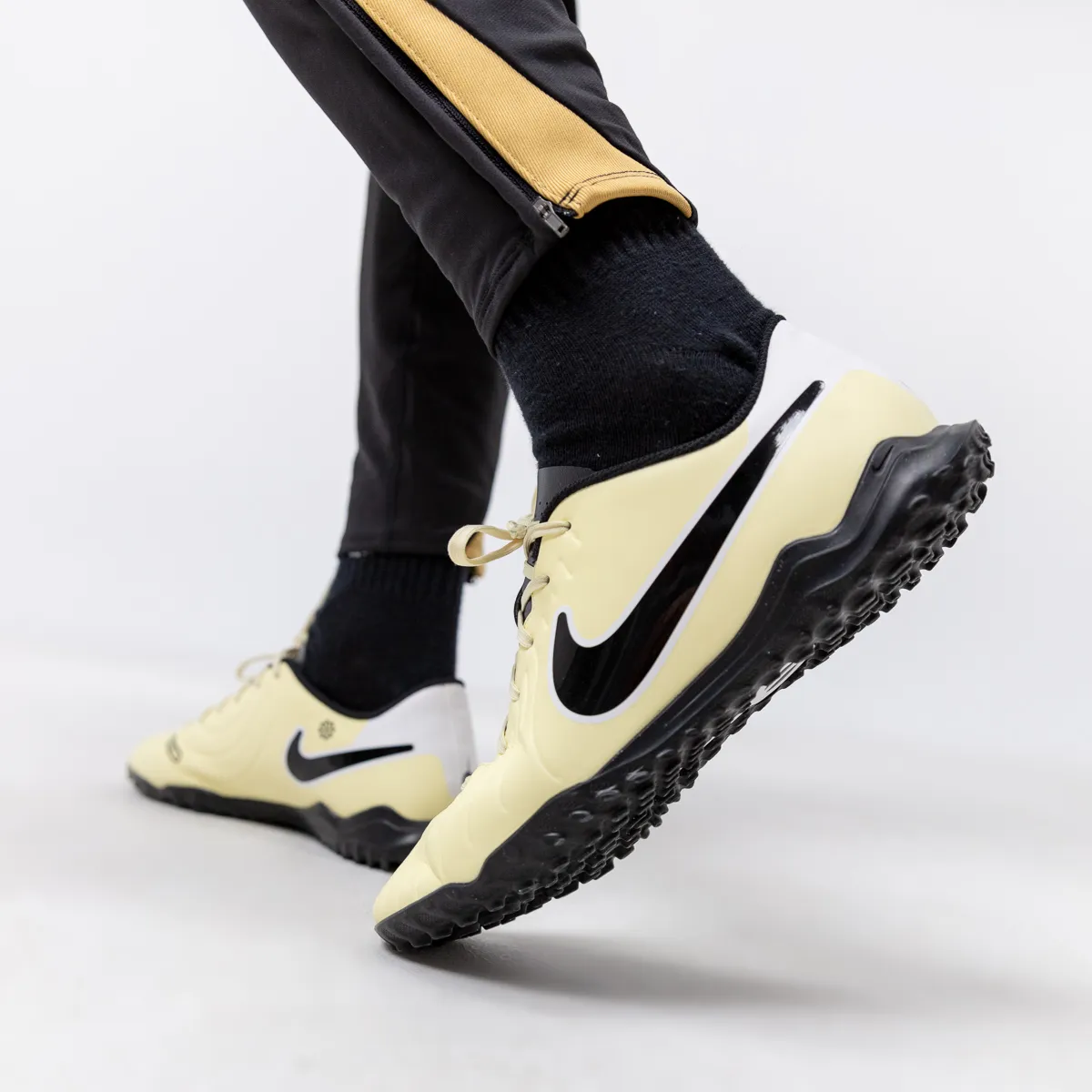 NIKE Tenisice LEGEND 10 CLUB TF 