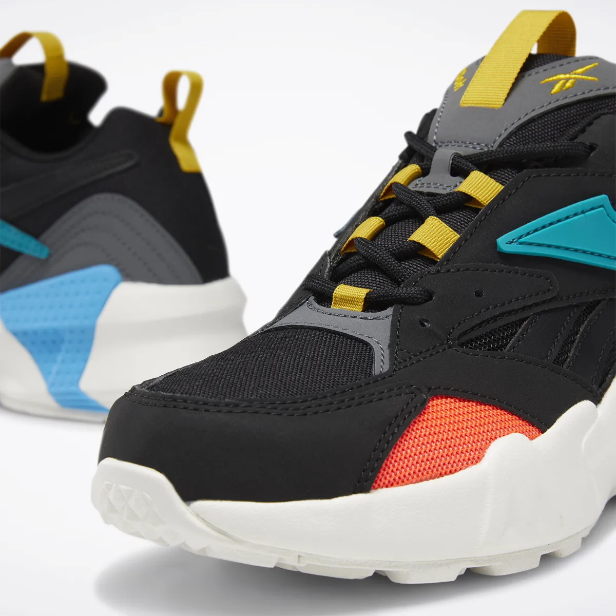 REEBOK Tenisice AZTREK DOUBLE NU POPS