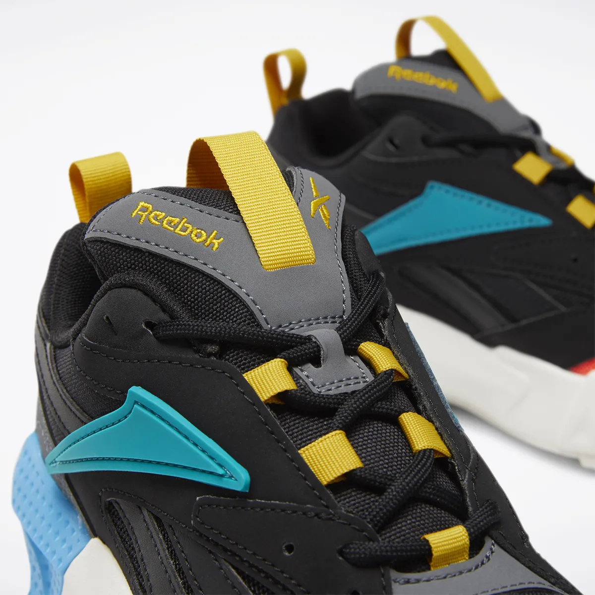 REEBOK Tenisice AZTREK DOUBLE NU POPS