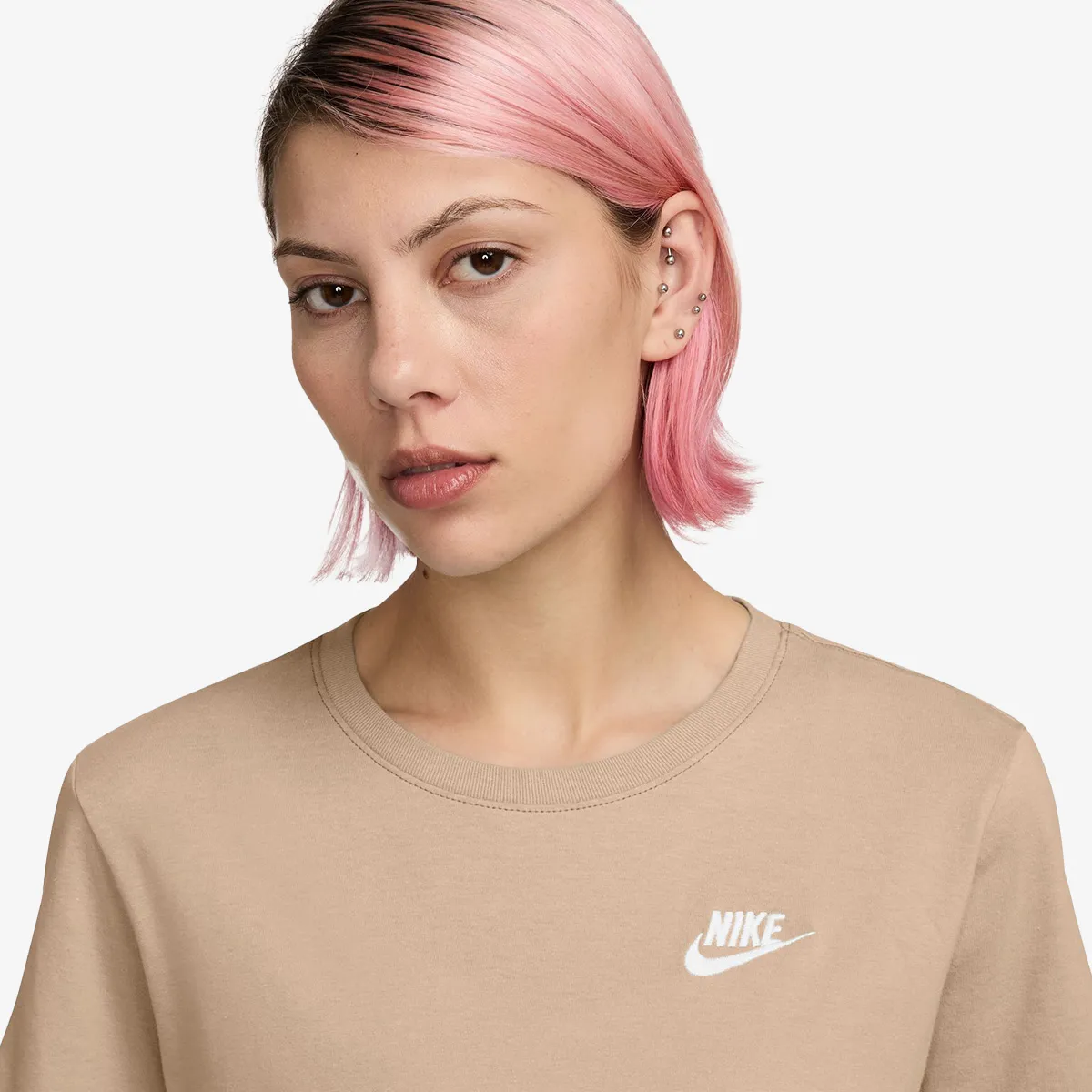 NIKE T-Shirt W NSW CLUB SS TEE 