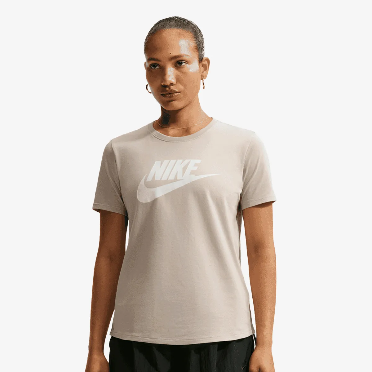 NIKE T-Shirt W NSW CLUB SS TEE ICN FTRA 