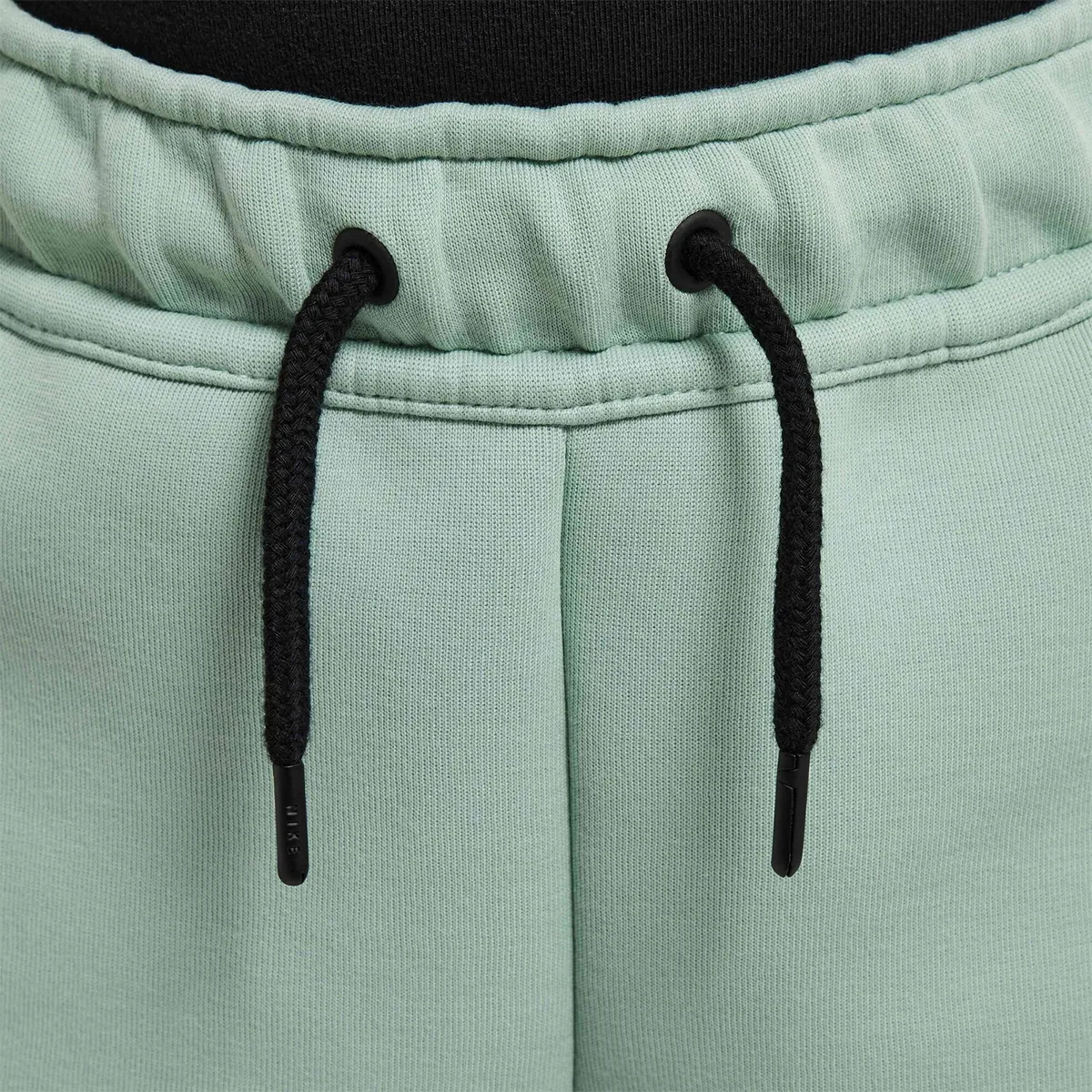 NIKE Kratke hlače B NSW TECH FLC SHORT