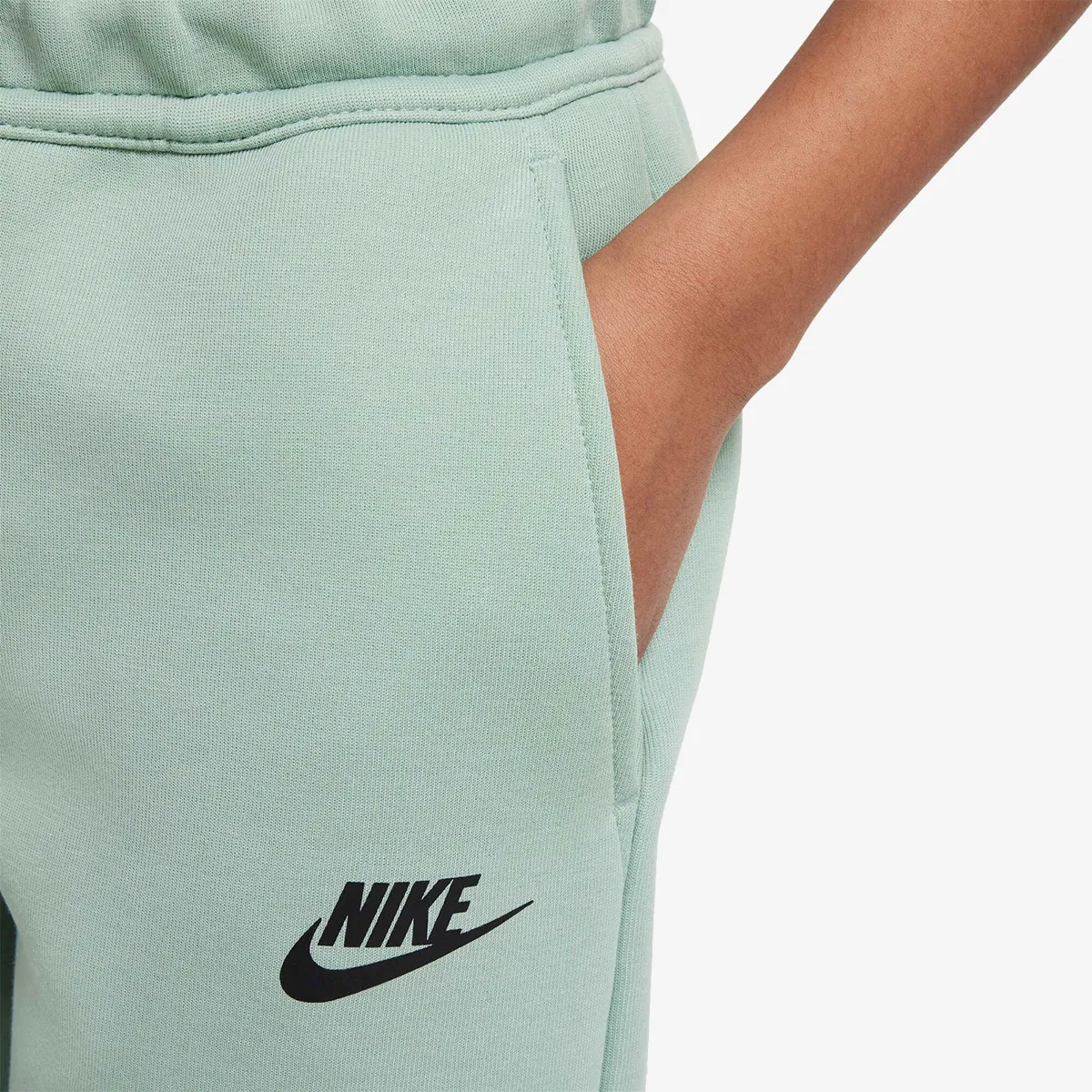 NIKE Kratke hlače B NSW TECH FLC SHORT