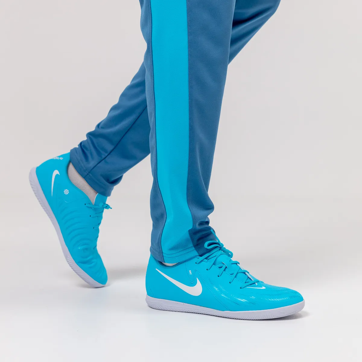NIKE Tenisice PHANTOM GX II CLUB IC