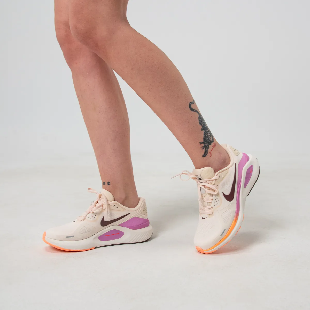 NIKE Tenisice W NIKE STRUCTURE 26 
