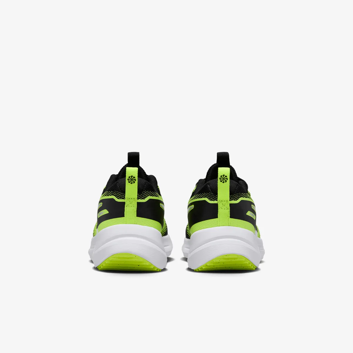 NIKE Tenisice NIKE COSMIC RUNNER GS 