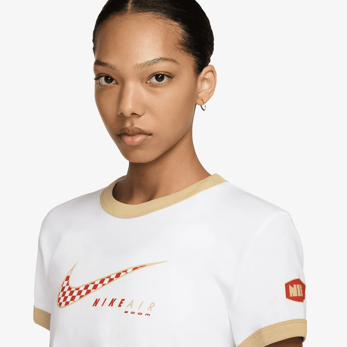 NIKE T-Shirt W NSW CLUB SS TEE MOTO RGR 