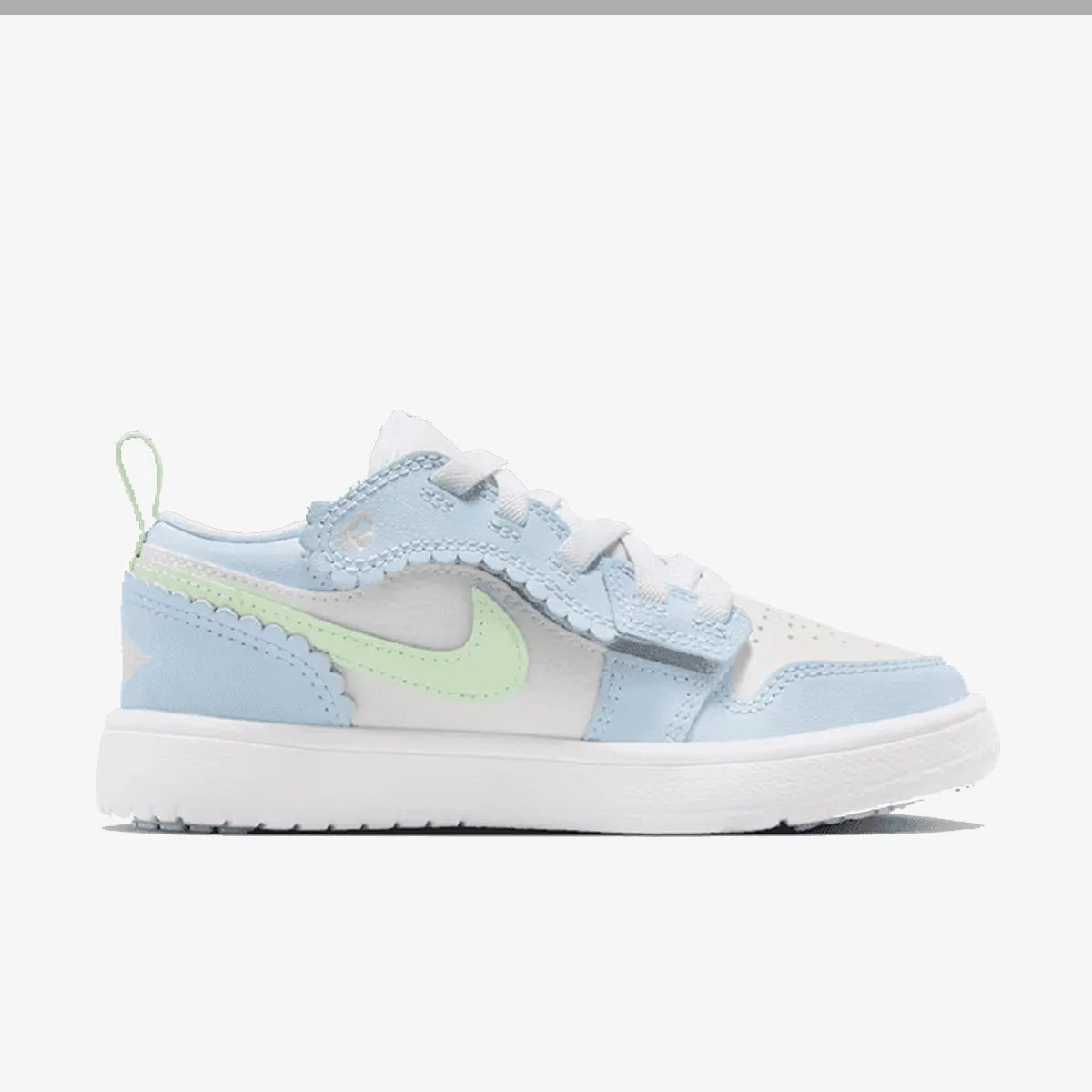 JORDAN Tenisice JORDAN 1 LOW ALT SE FEM GP