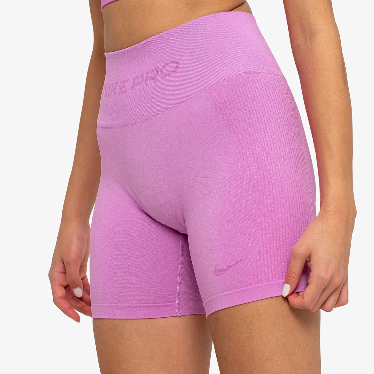 NIKE Kratke hlače W NP DF SMLS HR 5IN SHORT 