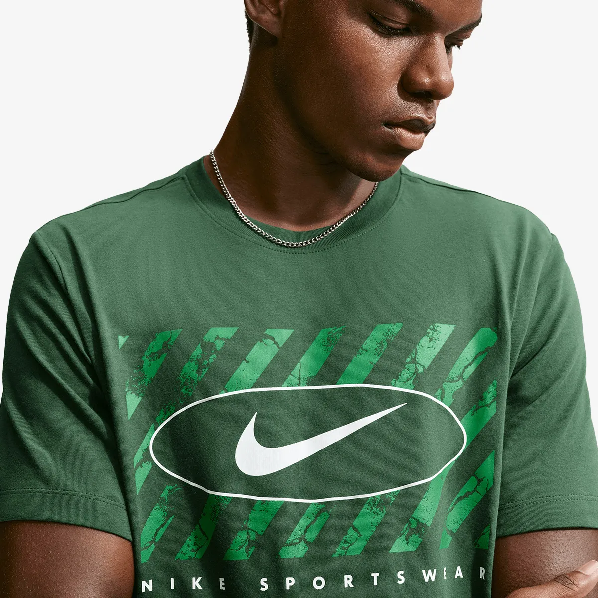 NIKE T-Shirt M NSW TEE STD CLUB 6MO SWOOSH