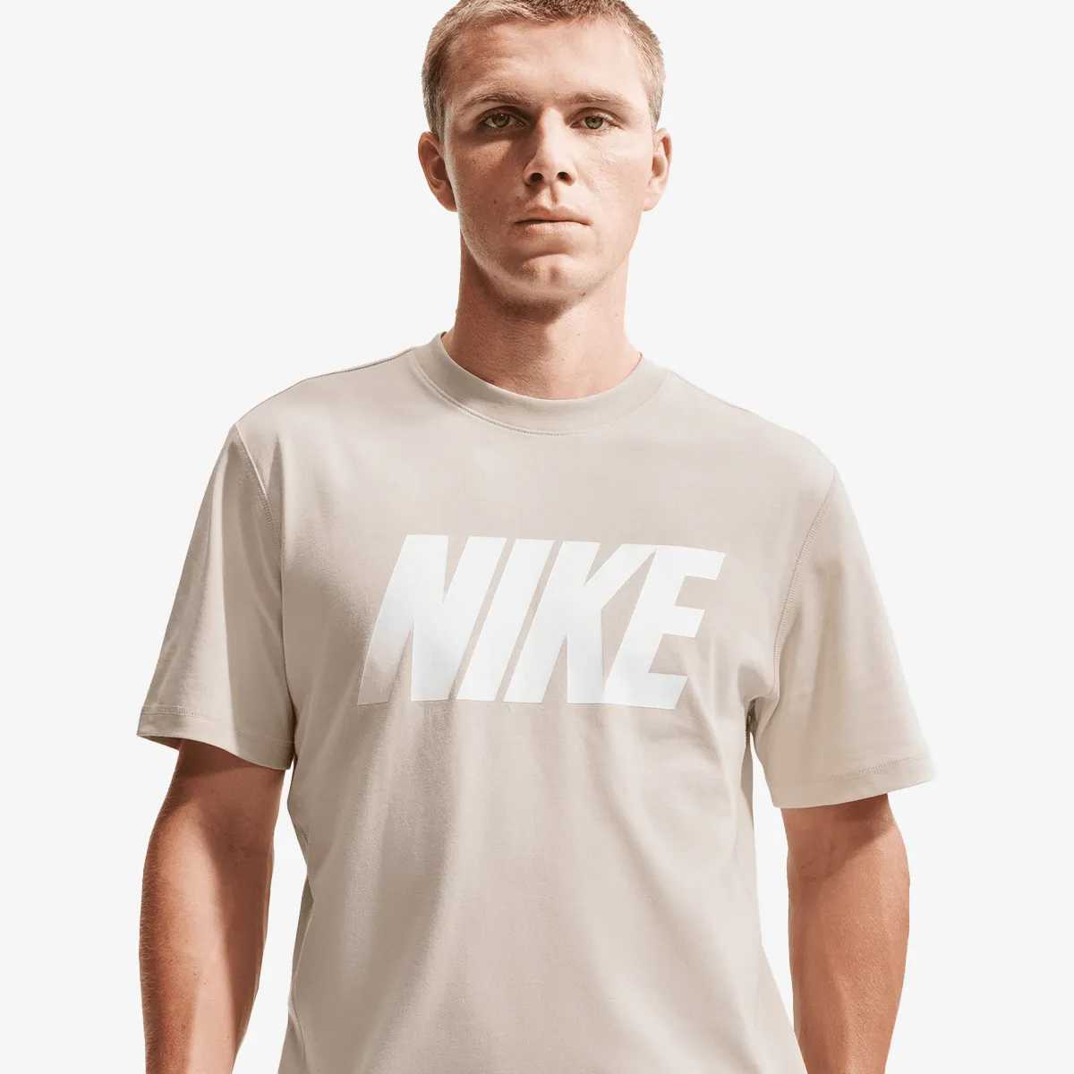NIKE T-Shirt M NK CLUB VARSITY SS LIFESTYLE