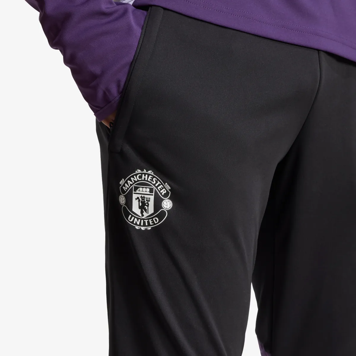 ADIDAS Hlače MUFC TR PNT 
