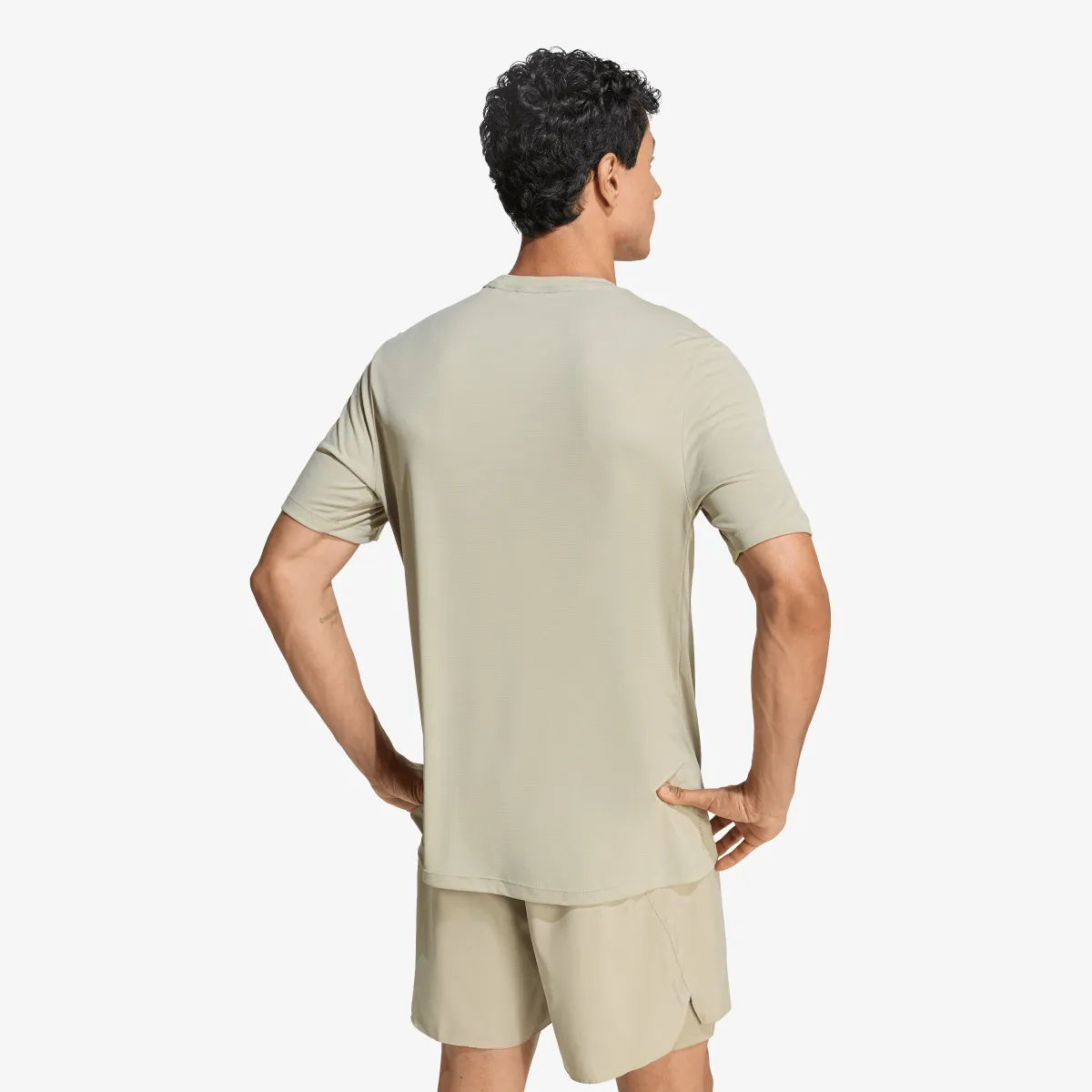 ADIDAS T-Shirt Run Ess Tee M 
