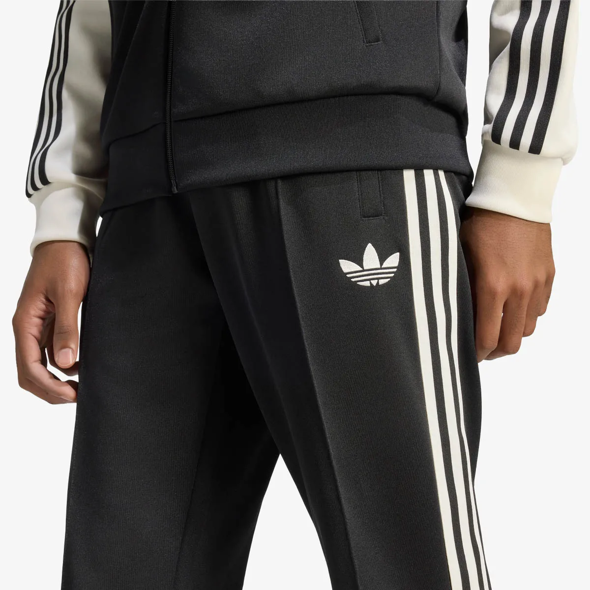 adidas Hlače JUVE OG2 TP