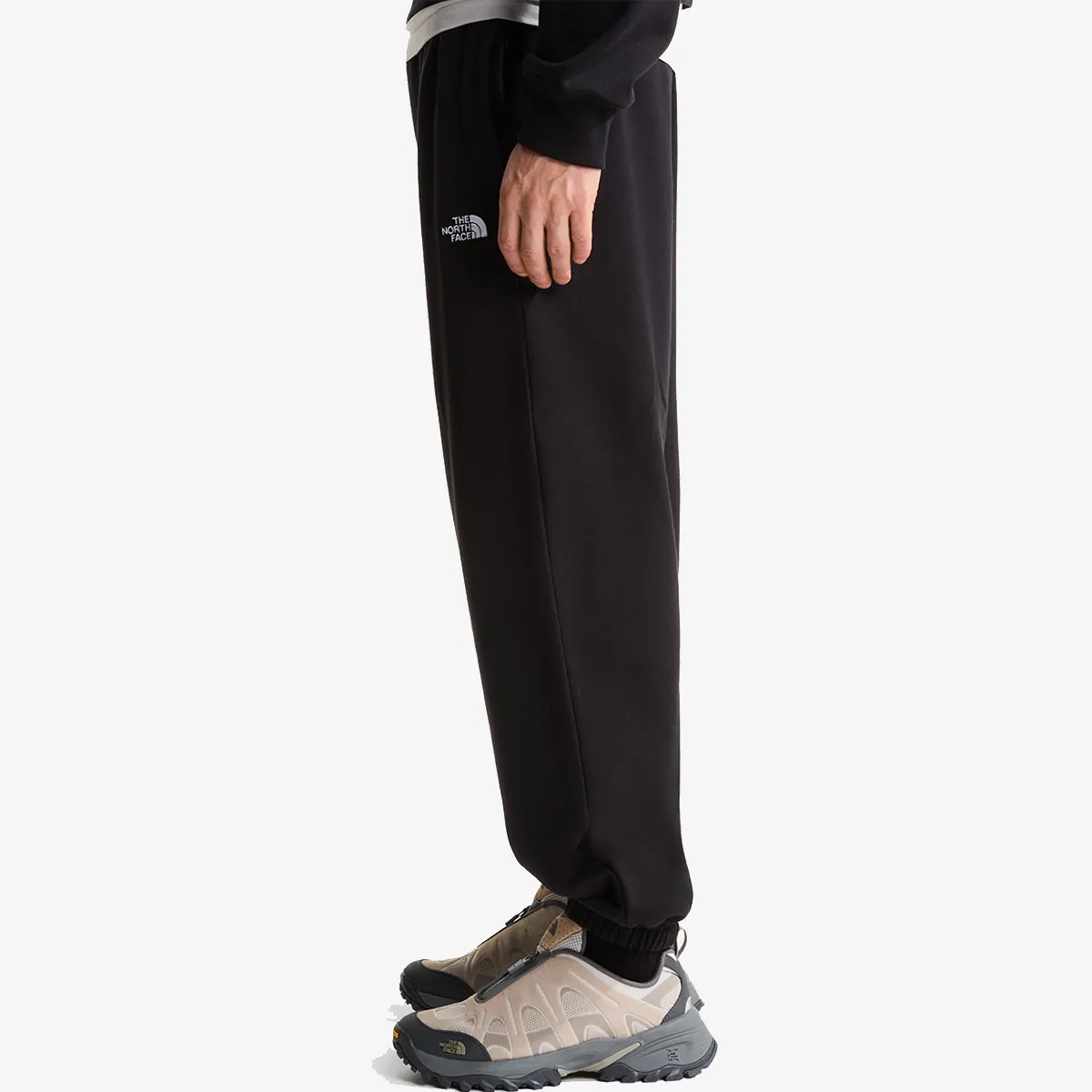 THE NORTH FACE Hlače M TNF ESSENTIAL TERRY SIMPLE DOME RELAXE
