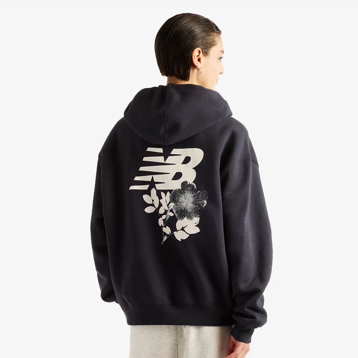 NEW BALANCE Majica s kapuljačom Pressed Flowers Hoodie 