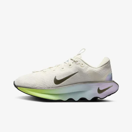 NIKE Tenisice WMNS NIKE MOTIVA SE